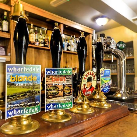 The Blue Bell Inn Kettlewell Esterno foto