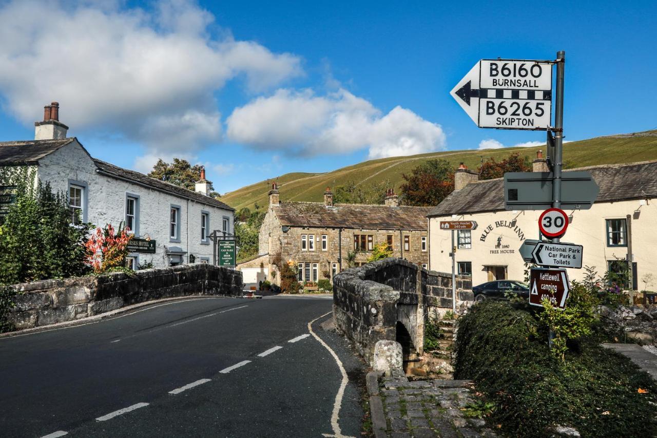 The Blue Bell Inn Kettlewell Esterno foto